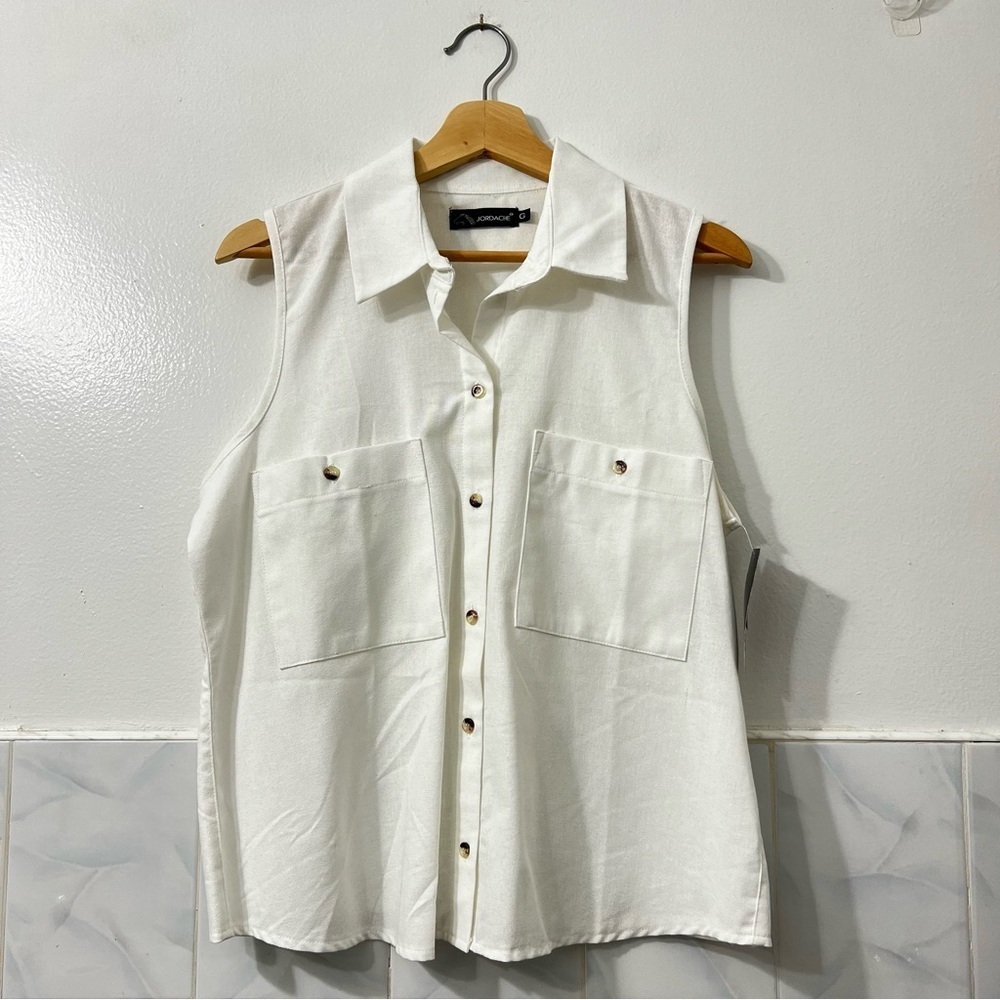 Jordache White Medium Linen Blend Sleeveless Button Down Minimalist Casual Top